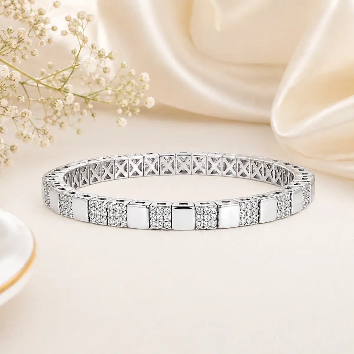 925 Sterling Silver Optimized Stretchable Bracelet For Women